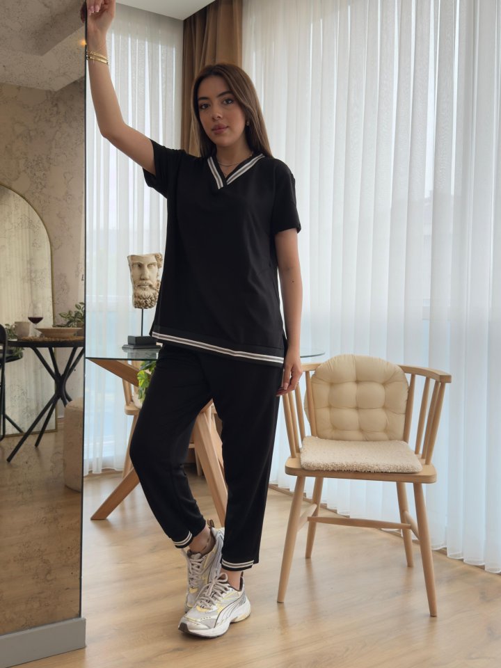 Kadın Kısa Kollu V Yakalı Iki Iplik Bluz Ve Pantolon Ikili Takım