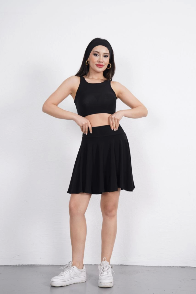 Sendy Kumaş Bisiklet Yaka Crop Şortlu Etek Ikili Takım - Siyah