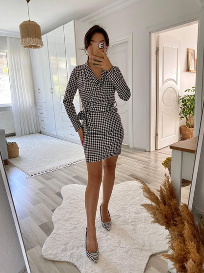 Kadın Uzun Kollu Kruvaze Yaka Bağlamalı Kemer Dalgıç Mini Boy Elbise