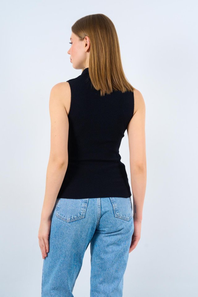 Patlı Düğmeli Triko Atlet - Siyah