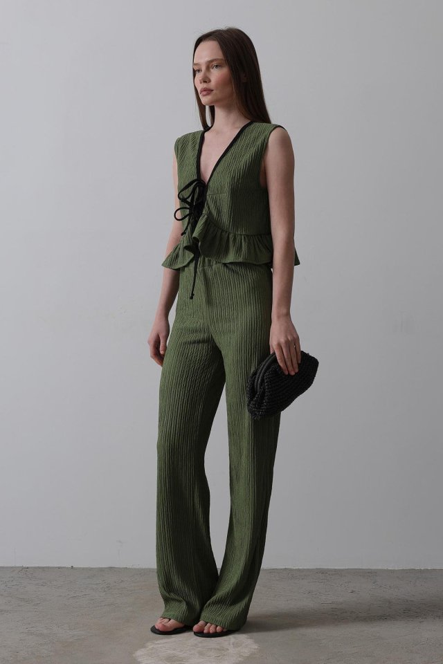 Önü Bağlamalı Volanlı Örme Takım - Haki