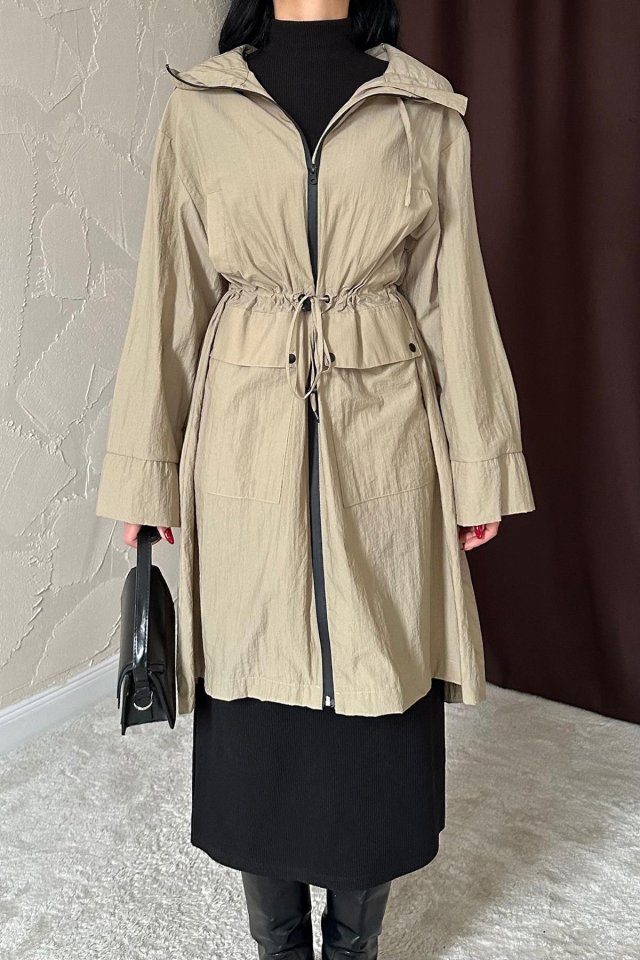 Camel Askı Detaylı Trençkot