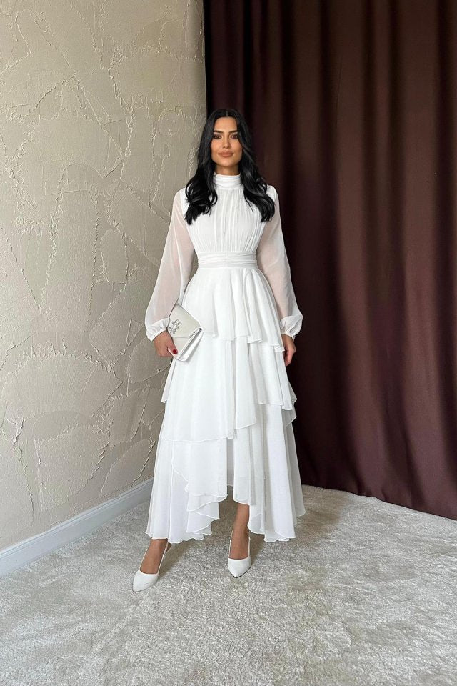 Beyaz Bel Detaylı Elbise