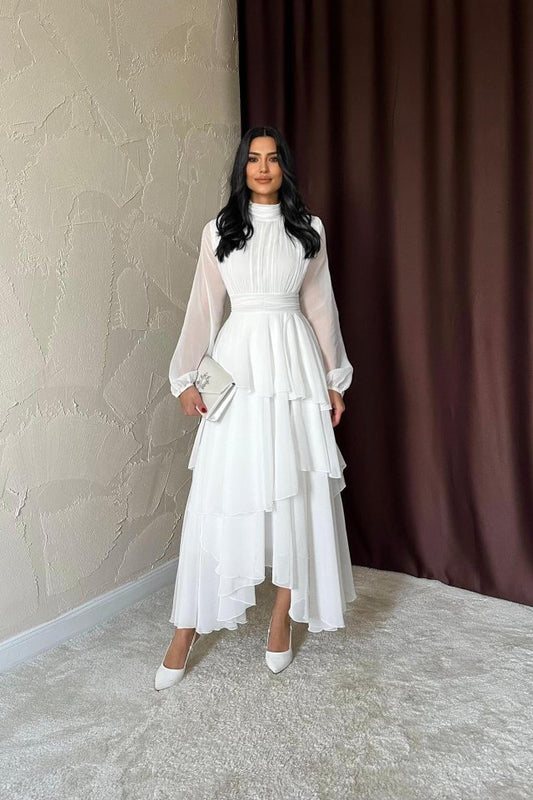 Beyaz Bel Detaylı Elbise