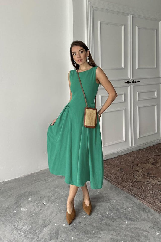 Yeşil Yanları Büzgülü Midi Boy Keten Elbise