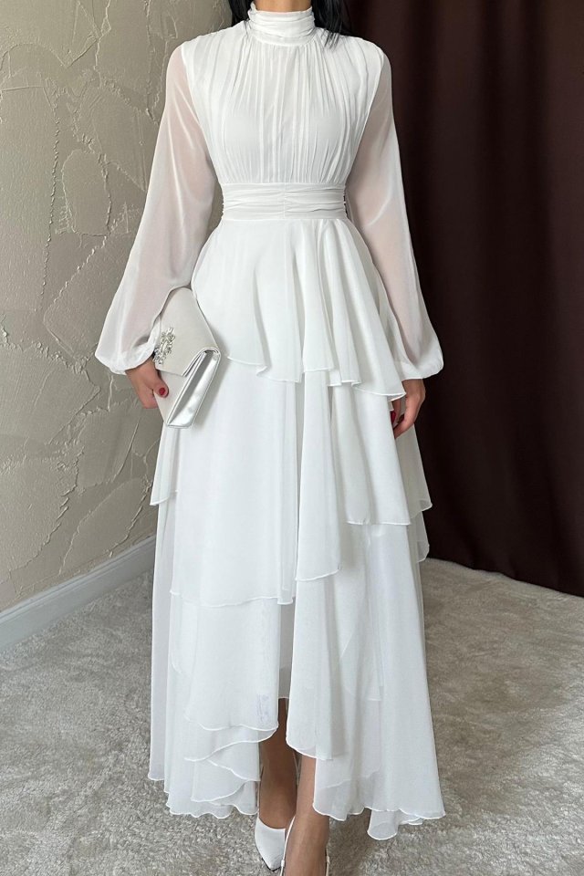 Beyaz Bel Detaylı Elbise