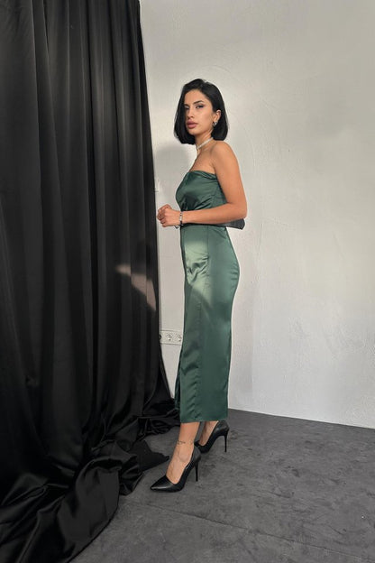 Zümrüt Straplez Saten Elbise