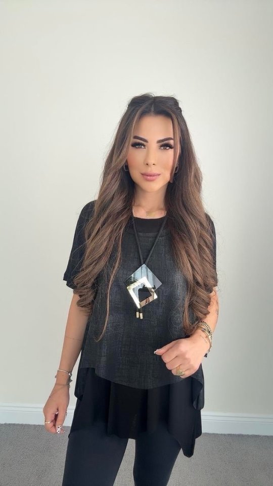 Kadın Kısa Kollu Bisiklet Yaka Yelek Bluz Asimetrik Kesim İkili Takım