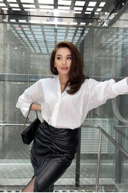 Siyah Büzgü Detaylı Deri Etek