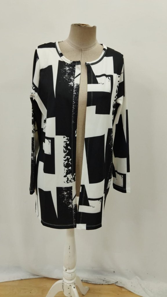 Kadın Uzun Kollu önü Açık Desenli Modal Kısa Ceket