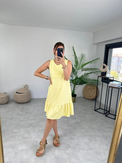 Kadın Bürümcük Kumaş Eteği Fırfır Detaylı Sıfır Kol Elbise