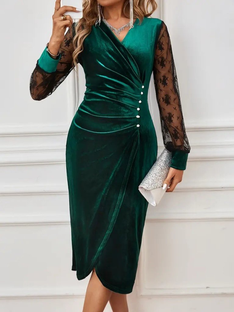 Kadın Uzun Kollu Kruvaze Yakalı Yandan Düğmeli önden çapraz Kesin Detaylı Midi Kadife Elbise