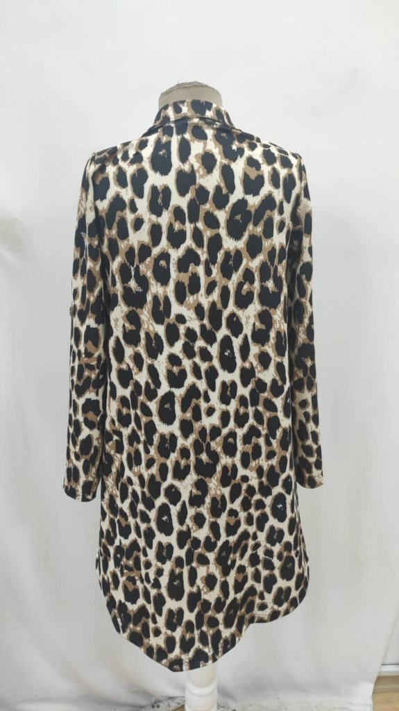 Kadın Uzun Kollu Yakalı önden Düğmeli Leopar Desenli Modal Midi Elbise