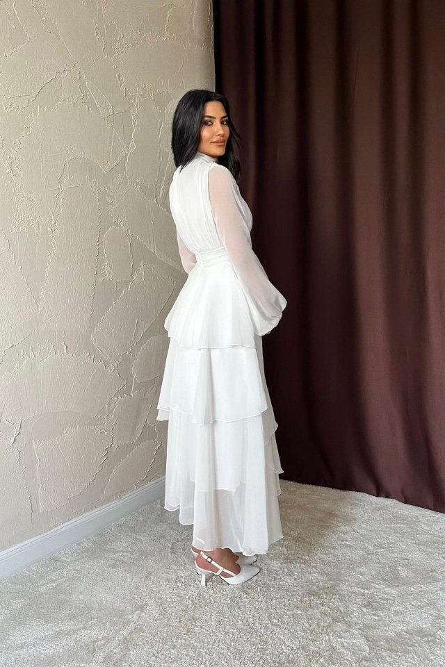 Beyaz Bel Detaylı Elbise