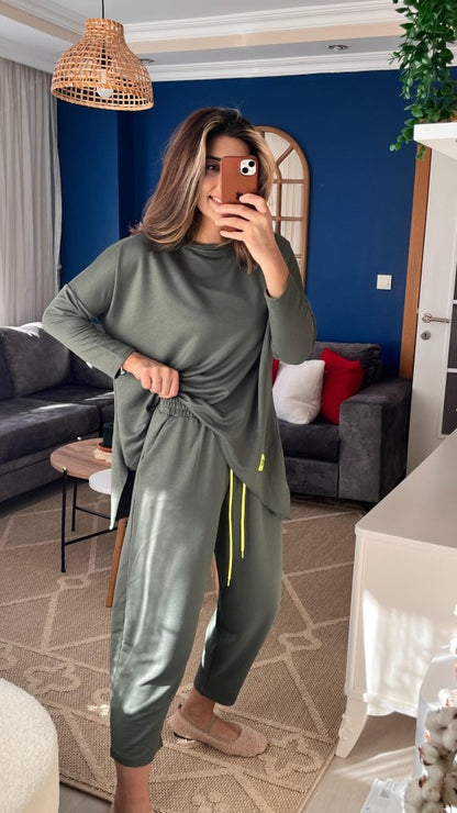 Kadın Iki Iplik Viskon Pamuk Kumaş Arma Detaylı Ikili Takım