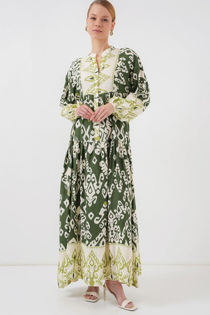 2423 Otantik Desenli Tesettür Elbise - B. Haki