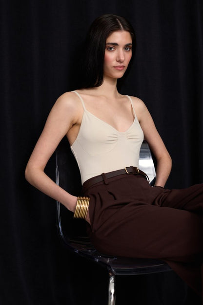 Önü Büzgülü Askılı Bodysuit