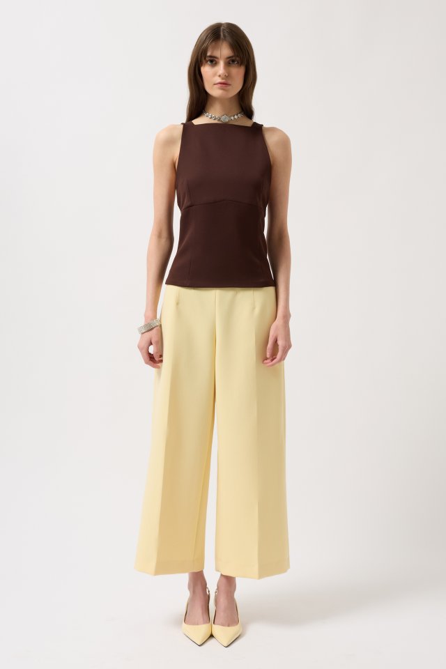 Sırt Kurdele Detay Bluz