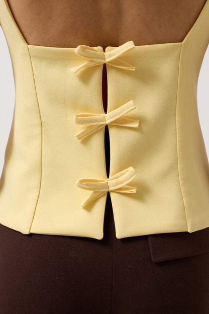 Sırt Kurdele Detay Bluz