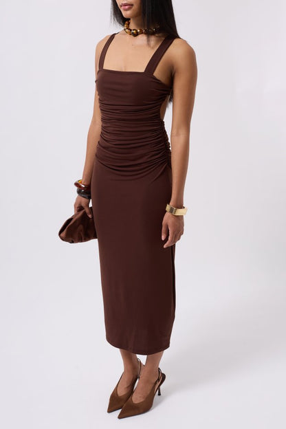 Yırtmaç Detay Sırt Dekolte Elbise
