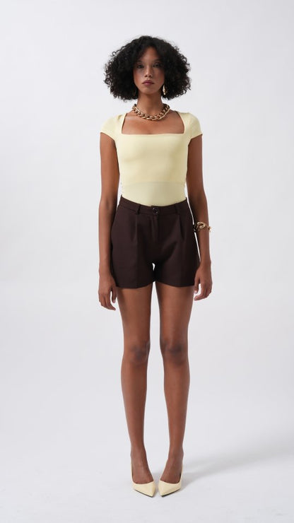 Pencere Detay Mini Dekolte Bluz