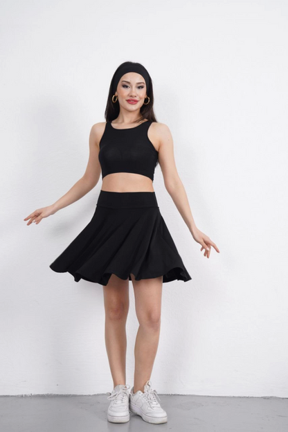 Sendy Kumaş Bisiklet Yaka Crop Şortlu Etek Ikili Takım - Siyah