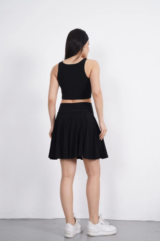 Sendy Kumaş Bisiklet Yaka Crop Şortlu Etek Ikili Takım - Siyah