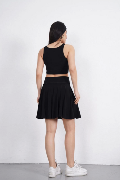 Sendy Kumaş Bisiklet Yaka Crop Şortlu Etek Ikili Takım - Siyah