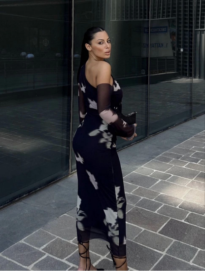 Tek Omuz Asimetrik Desenli Uzun Şifon Elbise - Siyah