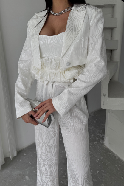 JAKARLI BLUZU TASARIM DETAYLI CEKET-PANTOLON-BLUZ 3 LÜ TAKIM - Beyaz