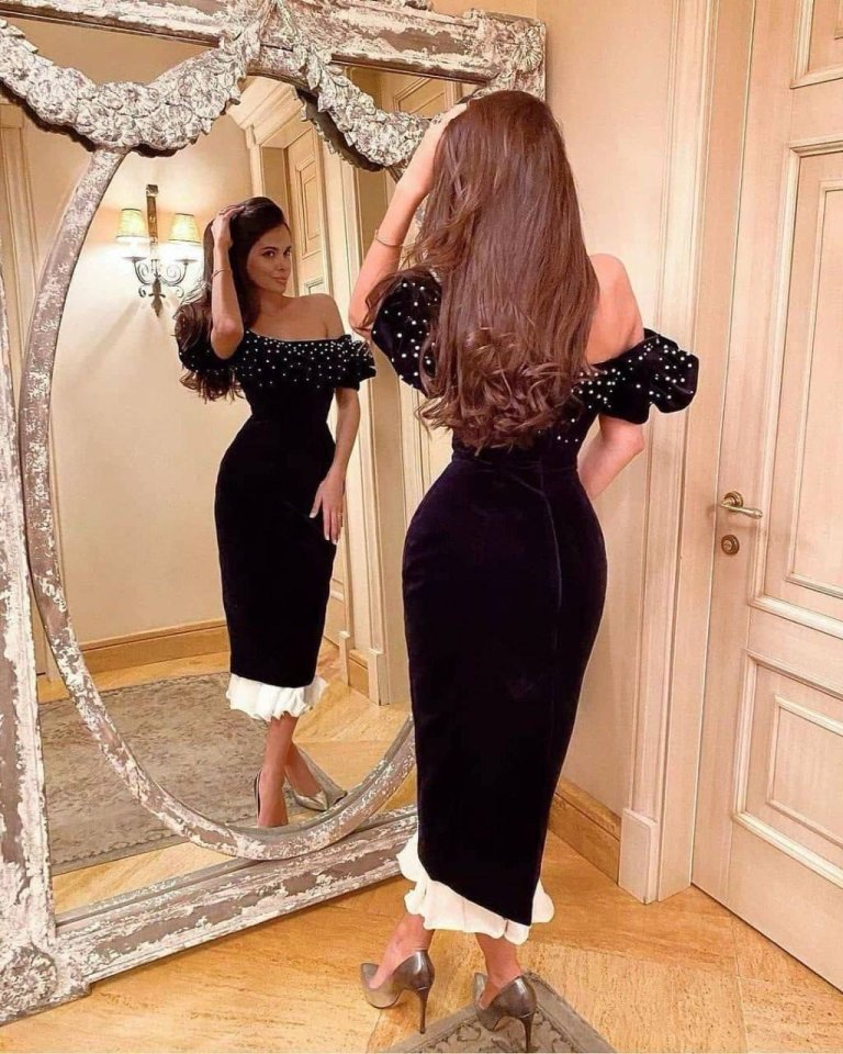 Kadın Madonna Yaka Etegi Astarlı Inci Detay Midi Boy Elbise