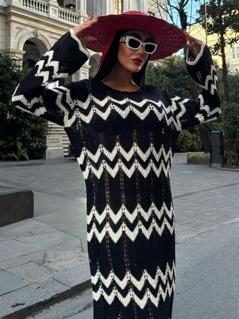 Birit Detaylı Ajurlu Elbise 2839