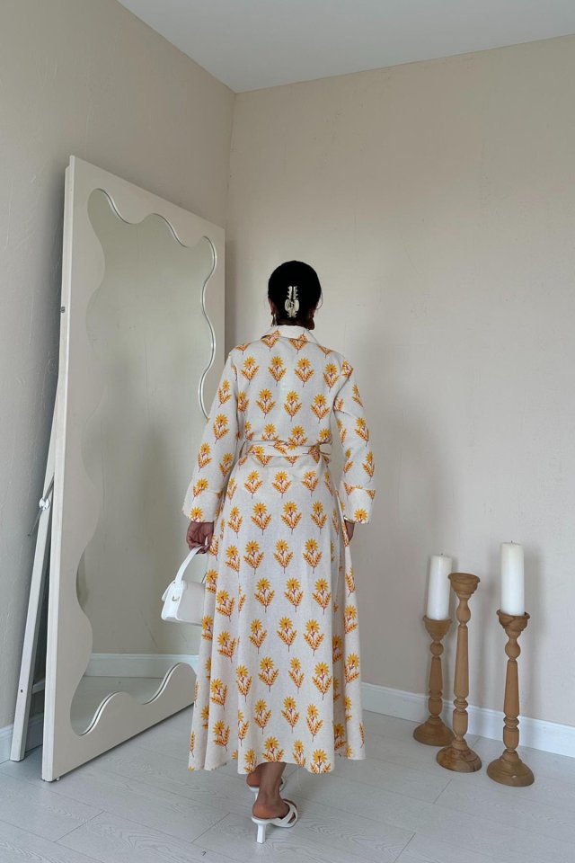 Bej Desenli Ve Önü Düğmeli Keten Elbise