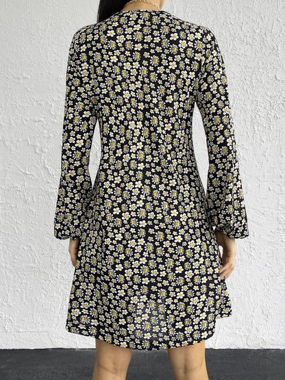 Kadın Uzun Kollu V Yaka çiçek Desenli Helen Kumaş Elbise