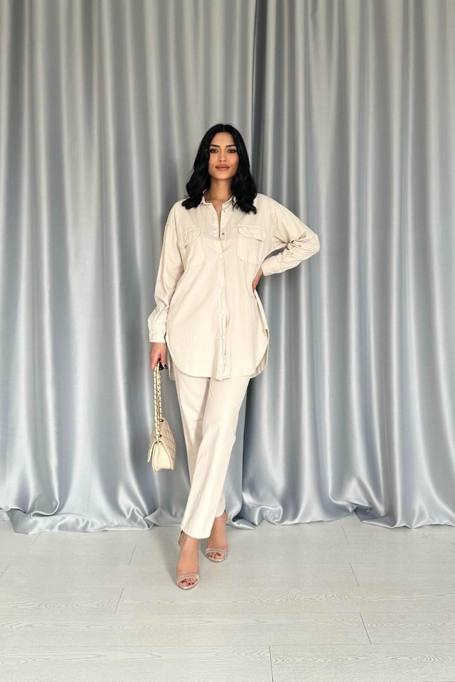 Bej Gömlek Ve Çıtçıtlı Pantolon Takım