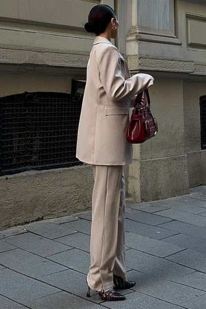 Yaka Ve Paçaları Püsküllü Takım Elbise 10043