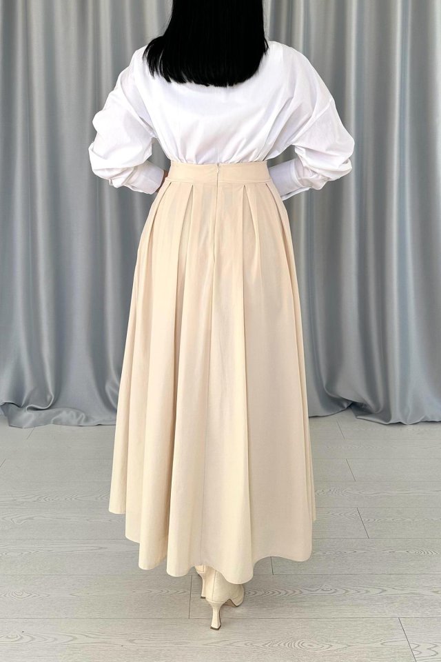 Bej Uzun Pileli Etek